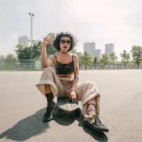 teen girl with longboard in the skateboard park. - fashion stock pictures, royalty-free photos & images