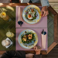 top view of a table at a cafe with breakfast food and drinks - food stock pictures, royalty-free photos & images