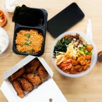 top view takeaway bibimbap and fried chicken korean style korean food and cuisine delivery food service at home - junk food stock pictures, royalty-free photos & images