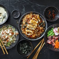 tradition japanese dishes for family dinner. - food photos et images de collection