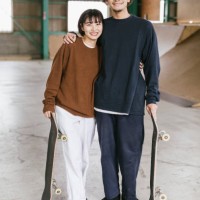two skateboarders laughing - fashion stock pictures, royalty-free photos & images