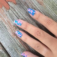 wave pattern nail art on women's fingersnail - nails art stock pictures, royalty-free photos & images