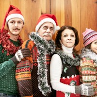 weihnachten-porträt von kitsch - home decoration stock-fotos und bilder