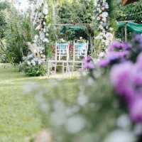 white chairs in wedding. - garden decoration stock pictures, royalty-free photos & images