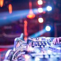 woman dj - concert stock pictures, royalty-free photos & images