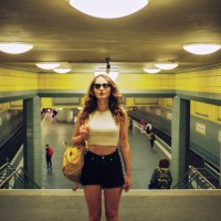 woman in sunglasses standing on platform of u-bahn in berlin - fashion stock pictures, royalty-free photos & images