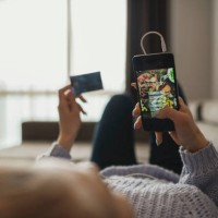 woman orders food for home - junk food stock pictures, royalty-free photos & images