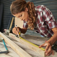 woodwork is more than a hobby, it’s her business - home decoration stock pictures, royalty-free photos & images