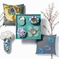 woonaccessoires geïsoleerd op witte achtergrond - home decoration stockfoto's en -beelden