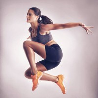 working on her technique - fashion stock pictures, royalty-free photos & images