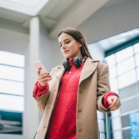 young businesswoman at the airport - fashion stock pictures, royalty-free photos & images
