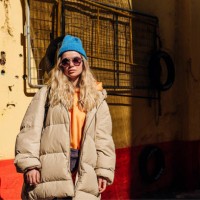 young stylish woman outdoor - fashion stock pictures, royalty-free photos & images
