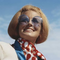 young woman wearing sunglasses, smiling, close-up - fashion stock pictures, royalty-free photos & images