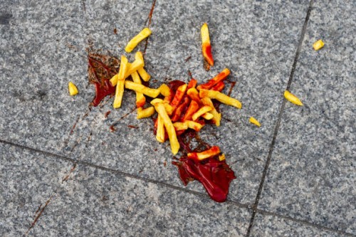 a portion of french fries with ketchup fell on the street - food photos et images de collection