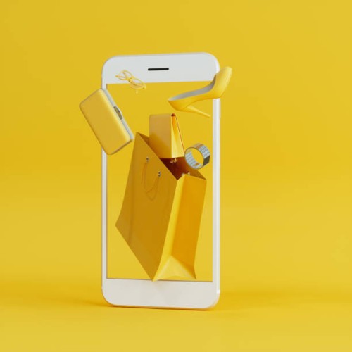 achats en ligne au smartphone avec portefeuille jaune volant, sac d’embrayage et fond de chaussure - fashion photos et images de collection