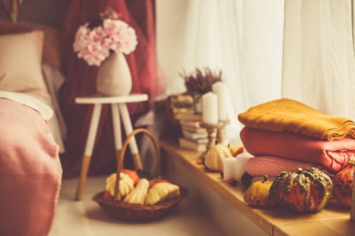 autumn decor in bedroom - home decoration stock pictures, royalty-free photos & images