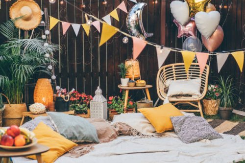 beautiful served picnic at backyard. - garden decoration stock pictures, royalty-free photos & images