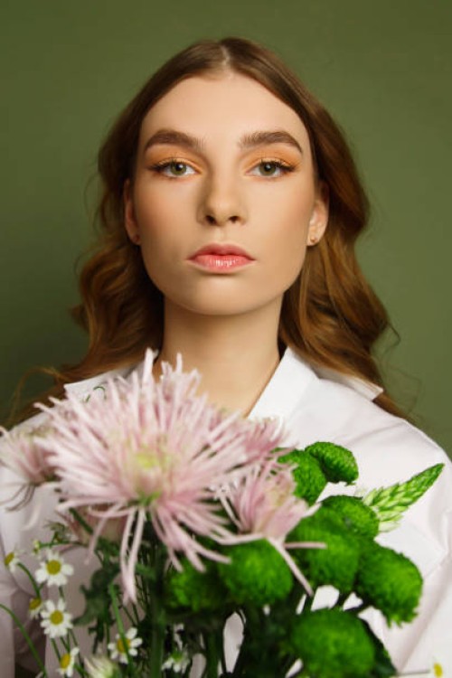 beautiful young woman with flowers - fashion photos et images de collection