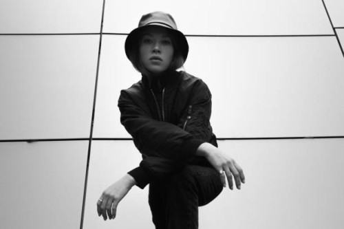 black and white outdoor portrait of the stylish girl - fashion stock pictures, royalty-free photos & images