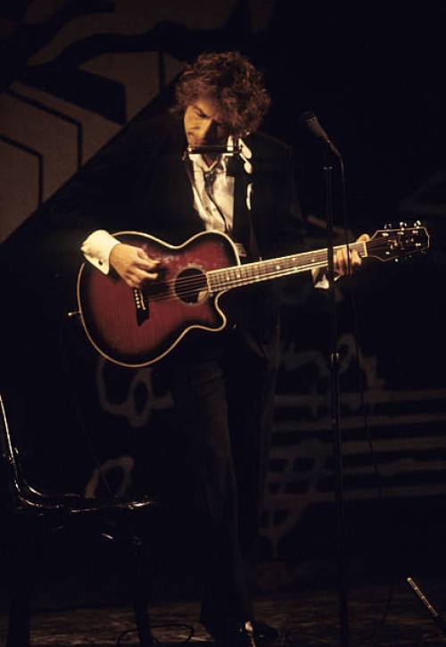 Bob Dylan during Bob Dylan in Concert - File Photos March 1987, United States.