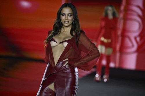 Brazilian singer Anitta presents a creation for L'Oreal Paris show "Walk Your Worth" as part of the Paris Fashion Week Women Ready-to-wear...