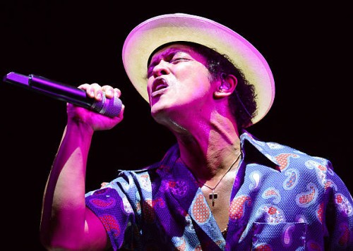 Bruno Mars performs at the UCSF Benioff Children's Hospital Concert For Kids Benefit presented by Salesforce.com during the Dreamforce Gala at City...
