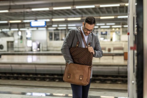 business pace on the go - junk food stock pictures, royalty-free photos & images