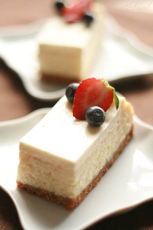 cheesecake - junk food stock-fotos und bilder