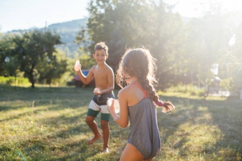 childre's summer fun outdoor activities - garden decoration stock pictures, royalty-free photos & images