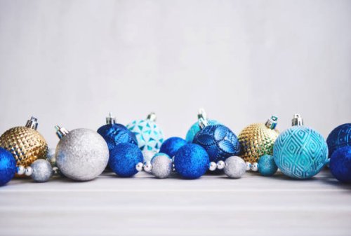 christmas background with blue silver and gold ornaments - home decoration stock pictures, royalty-free photos & images