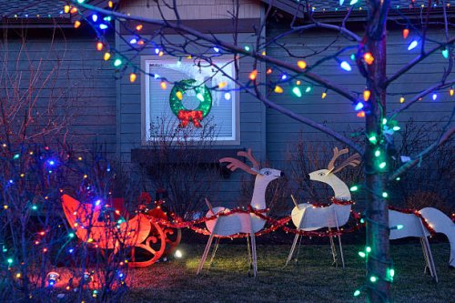christmas decorations at private home, bend,oregon,usa - garden decoration stock pictures, royalty-free photos & images