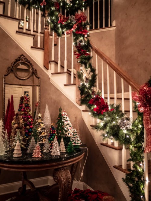 christmas party tree decorations - home decoration stockfoto's en -beelden