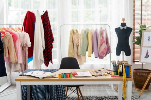 clothing design studio - fashion photos et images de collection