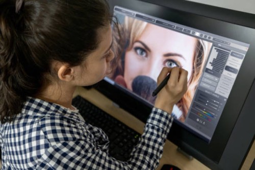 college student retouching a photo in an editing class - fashion stock pictures, royalty-free photos & images
