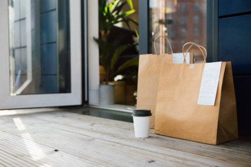 contactless food delivery - junk food stock pictures, royalty-free photos & images