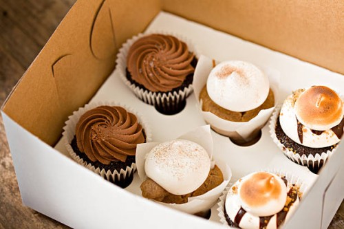 cupcakes to go - junk food stock pictures, royalty-free photos & images