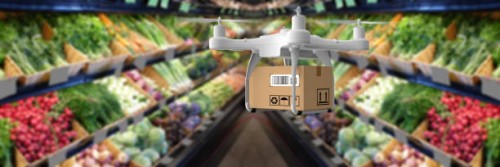 de drone die van de levering boodschappen draagt - food stockfoto's en -beelden