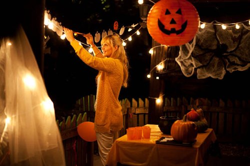 decorate house for halloween - garden decoration stock pictures, royalty-free photos & images