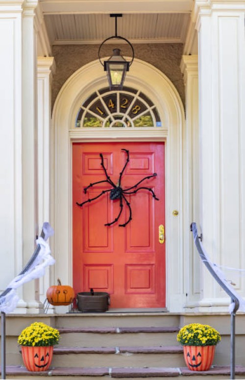 door decorated for halloween in the garden district of new orleans - garden decoration stock pictures, royalty-free photos & images