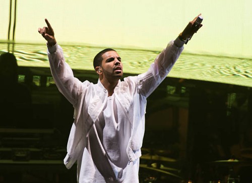 Drake performs at the "Would You Like A Tour?" Concert at Prudential Center on October 27, 2013 in Newark, New Jersey.