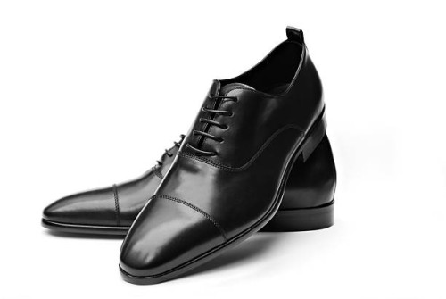 elegant black leather shoes - fashion stock pictures, royalty-free photos & images