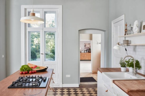 empty kitchen with gas stove - home decoration stock pictures, royalty-free photos & images