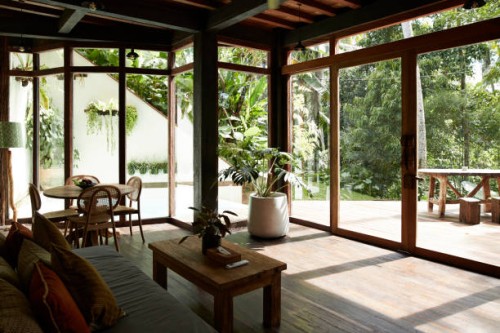 empty living room of tourist resort - home decoration stock pictures, royalty-free photos & images