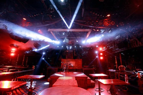 empty pub - concert stock pictures, royalty-free photos & images