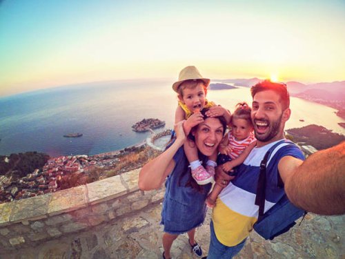 family with two little daughters travel in nature, making selfie, smiling - travel stock pictures, royalty-free photos & images