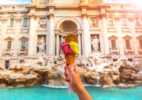 famous italian gelato at trevi fountain rome - food stock pictures, royalty-free photos & images