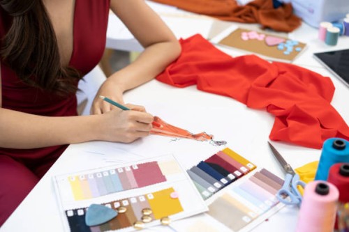 fashion designers work with design - fashion stock pictures, royalty-free photos & images