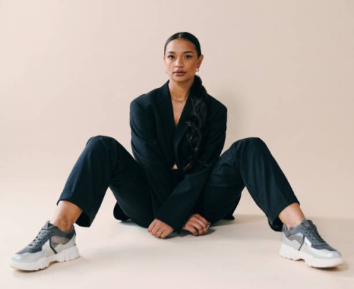 fashion is 30% clothing and 70% attitude - fashion stock pictures, royalty-free photos & images