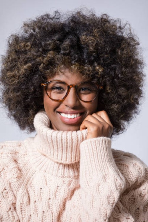 fashion portrait of beautiful young woman - fashion stock pictures, royalty-free photos & images