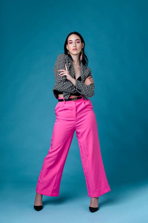 fashionable young woman - fashion stock pictures, royalty-free photos & images